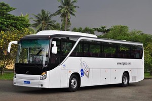 Đề xuất miễn thuế nhập khẩu 500 xe ô tô loại 40 - 50 chỗ