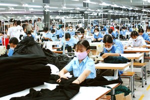 Tập hợp số liệu nhập khẩu nguyên phụ liệu dệt may từ Trung Quốc