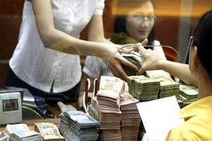 Cho vay người nghèo sao lại áp “luật chơi” của nhà giàu?