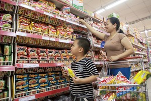 KDC bắt tay với Vewong, DN nổi tiếng với thương hiệu A-one, sản xuất mì gói