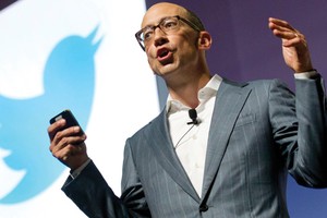 Giám đốc điều hành Twitter từ chức vì… cãi lộn