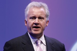 CEO General Electric “đau đầu” về đi hay ở