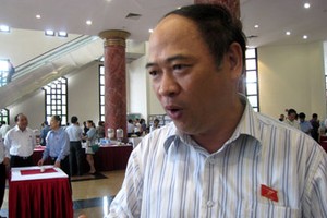 Ông Bùi Đặng Dũng
