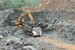 Ngổn ngang Dự án Khai thác mỏ sắt Thạch Khê