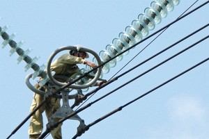 EVN đẩy mạnh thoái vốn ngoài ngành, thu về 900 tỷ đồng