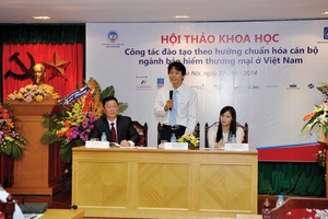 Cử nhân bảo hiểm không biết... bán bảo hiểm ô tô