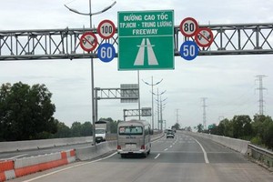 Nhà đầu tư dự án BOT Trung Lương - Mỹ Thuận sẽ được hỗ trợ bằng quyền thu phí đường cao tốc TP.HCM - Trung Lương