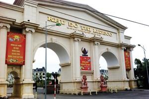 Dự án Bắc Quốc lộ 32: Xót lòng biệt thự bỏ hoang