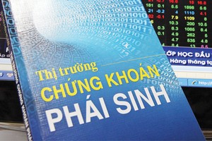 Cấp thiết phân tán rủi ro cho thị trường chứng khoán