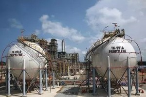 Kho chứa sản phẩm của Nhà máy Lọc dầu Dung Quất