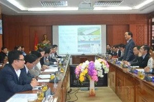 Buổi làm việc giữa UBND tỉnh Quảng Nam và Tập đoàn Dệt may Việt Nam