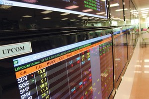 Ngày 1/11/2015 là hạn cuối để các công ty đại chúng “chây ì” đưa cổ phiếu vào giao dịch trên TTCK tập trung