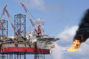 Giá dầu và giá cao su sụt giảm khiến nhiều DN gặp khó khăn