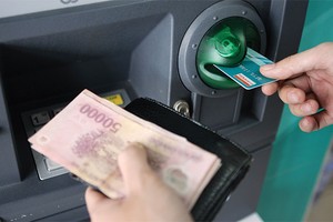 Ngân hàng nào để ATM hết tiền có thể bị phạt tới 15 triệu đồng