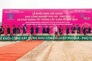 Khu công nghiệp Phú Hà của Viglacera ngay sau khi khởi công đã có khách hàng