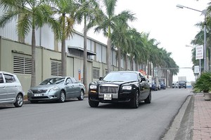 BSH kỳ vọng sản phẩm bảo hiểm cho xe Rolls Royce sẽ mang lại thành công năm 2015
