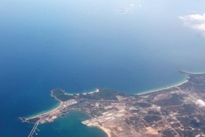 Cảng Dung Quất nhìn từ trên cao. Ảnh: Đức Thanh