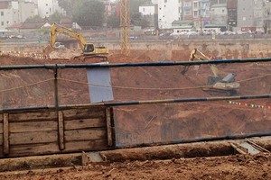 Dự án Tràng An Complex hiện đang được triển khai phần móng và chưa đủ điều kiện mở bán.
Ảnh: Trọng Tuyến