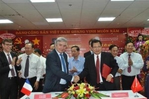 Lễ ký kết hợp đồng tài trợ 19,5 triệu Euro vốn ODA của Chính phủ Pháp cho bệnh viện Đa khoa TP.Cần Thơ 