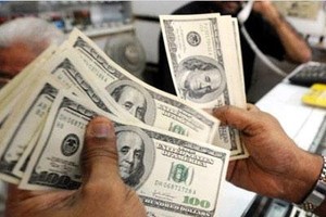  Đồng USD vừa trải qua một tuần tăng sốc bất thường