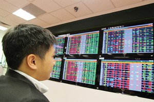 Khối ngoại đang bán ròng ở các mã lớn như VCB, MSN, HPG, GAS, PVD