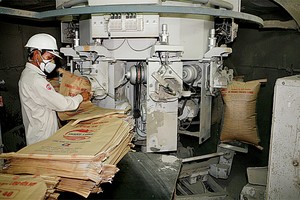 Ngành xi măng đang bước vào cuộc cạnh tranh của làm chủ công nghệ và quản trị DN - Ảnh: Hoài Nam