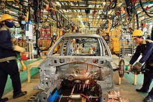Ngành công nghiệp ô tô Việt Nam trước giờ G: Chia đôi ngả đường