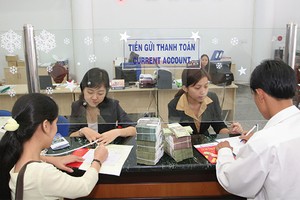 Ngoài mức lương cố định, HĐQT nhiều ngân hàng còn có thù lao hàng năm lên đến cả chục tỷ đồng 