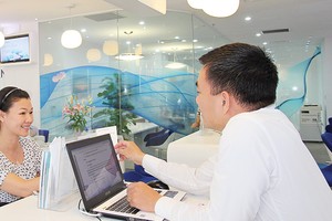 Tổng mức sở hữu cổ phần của NĐT nước ngoài tại một NHTM Việt nam hiện không được vượt quá 30% 