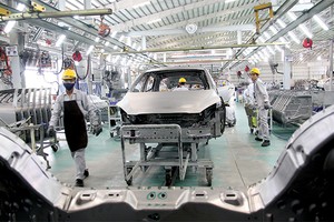 Việc bãi bỏ các  điều kiện kinh doanh ban hành trái luật đang đứng trước “hàng núi thách thức”