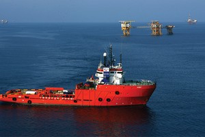 Cán cân thanh toán bằng ngoại tệ cho xuất và nhập khẩu xăng dầu của Việt Nam khá cân bằng