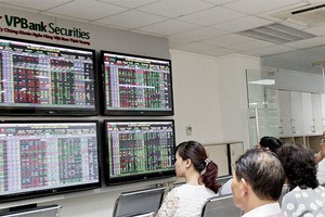 Nhiều chính sách sắp ban hành được NĐT kỳ vọng sẽ tạo bước đột phá cho TTCK