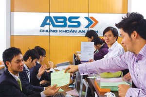 Theo kế hoạch, EVN sẽ thoái sạch gần 11,5 triệu cổ phần ABS của CTCK An Bình