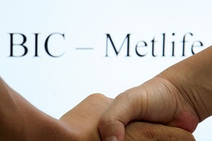 M&A của ngân hàng  và hệ lụy tới Bancassurance