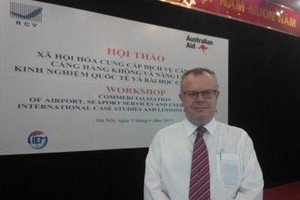 TS. Warren Mundy, Ủy viên Hội đồng Ủy ban năng suất của Australia