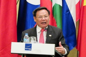 Tổng cục trưởng Tổng cục Du lịch Nguyễn Văn Tuấn thông báo Nghị quyết của Chính phủ Việt Nam về việc đơn phương miễn visa cho du khách 5 nước Đức, Pháp, Anh, Ý và Tây Ban Nha... (Ảnh: HC)