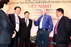 Marc Faber: Đừng đánh cược vào Trung Quốc, hãy chọn chứng khoán Việt Nam