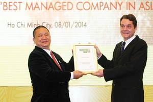 HSG được Euromoney trao tặng giải thưởng “Công ty được quản lý tốt nhất châu Á năm 2014” trong lĩnh vực kim loại và khai khoáng
