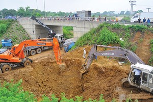 Nỗi lo dai dẳng của Vinaconex