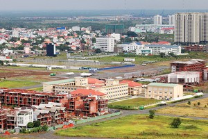 Nhiều dự án bất động sản tại TP. HCM thời gian qua chỉ “nóng trên giấy” - Ảnh: Lê Toàn