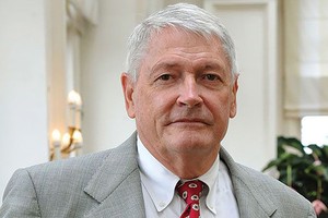 Tỷ phú John Malone