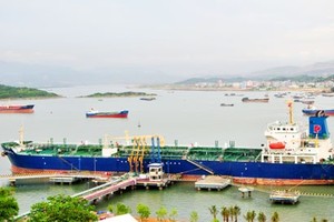 Lũy kế 6 tháng đầu năm 2015, Petrolimex đạt lợi nhuận sau thuế 1.586 tỷ đồng. Ảnh minh hoạ. Nguồn: Internet