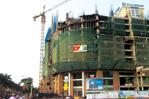 Nguồn cung căn hộ cao cấp tại Hà Nội rất lớn, nhưng phân khúc này vẫn được dự đoán sẽ tiếp tục tăng giá (trong ảnh là dự án SunSquare quận Nam Từ Liêm)