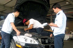 Đối thoại với DN Việt kiều:  Nóng thủ tục nhập xe, nhập hàng hóa