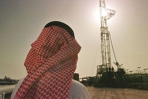Ả Rập Xê út và “nỗi đau” khi giá dầu giảm mạnh