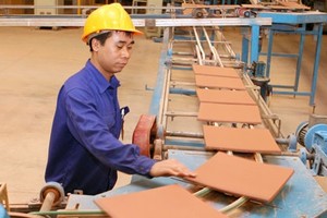 6 tháng 2015, DAC lỗ lũy kế hơn 10,7 tỷ đồng, trong khi vốn điều lệ là 10 tỷ đồng. Ảnh minh hoạ. Nguồn: Internet