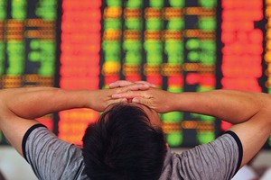 Nỗi lo Trung Quốc vang vọng trên các TTCK toàn cầu