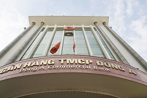 Thông tin DongA Bank bị kiểm soát đặc biệt đã ảnh hưởng tiêu cực đến nhóm cổ phiếu ngân hàng