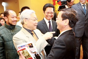 Tổng Bí thư Nguyễn Phú Trọng gặp gỡ doanh nhân tại Phòng Thương mại và Công nghiệp (VCCI)