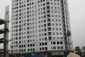 Tại Dự án CT12 Văn phú, chủ đầu tư đang dính nghi án “chẻ” hợp đồng để khách hàng vay vốn 30.000 tỷ đồng - Ảnh: Nguyễn Minh